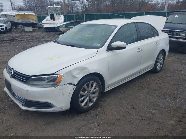 2014 Volkswagen Jetta 1.8t Se მანქანა იყიდება აუქციონზე, vin: 3VWD17AJ2EM202127, აუქციონის ნომერი: 44661056