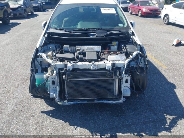 2013 TOYOTA PRIUS V JTDZN3EU1D3260658 Photo 5