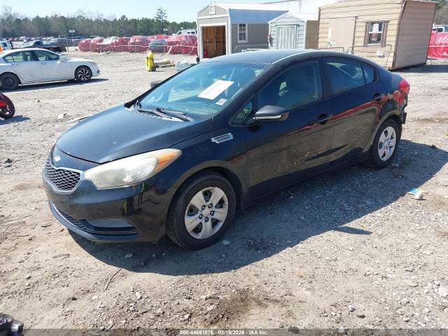 KIA FORTE LX 2014 KNAFK4A69E5194341 Image 2
