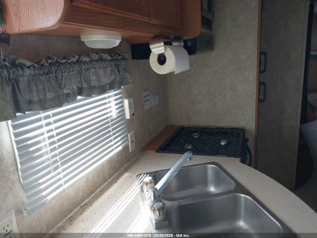 Продажа на аукционе авто 2007 Forest River Wildwood Travel Trailer, vin: 4X4TWDG247A239706, номер лота: 44661078