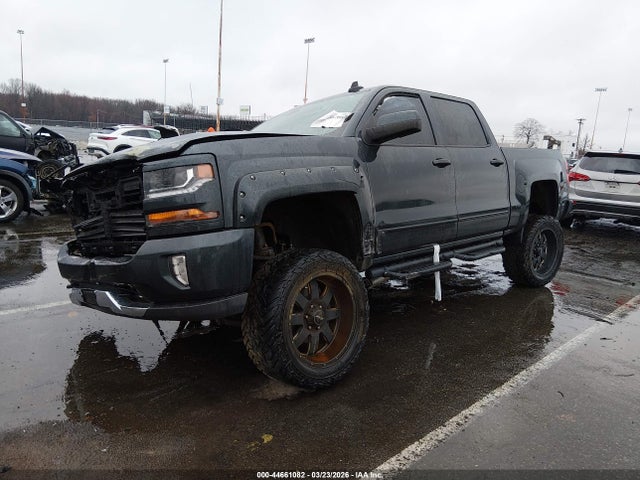 2017 Chevrolet Silverado 1500 2lt მანქანა იყიდება აუქციონზე, vin: 3GCUKREC7HG240902, აუქციონის ნომერი: 44661082