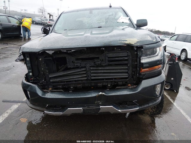 2017 Chevrolet Silverado 1500 2lt მანქანა იყიდება აუქციონზე, vin: 3GCUKREC7HG240902, აუქციონის ნომერი: 44661082