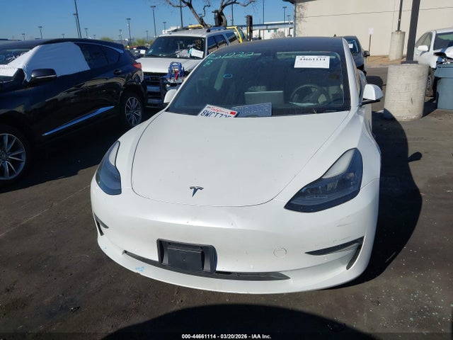 2021 Tesla Model 3 Standard Range Plus Rear-wheel Drive მანქანა იყიდება აუქციონზე, vin: 5YJ3E1EAXMF941372, აუქციონის ნომერი: 44661114