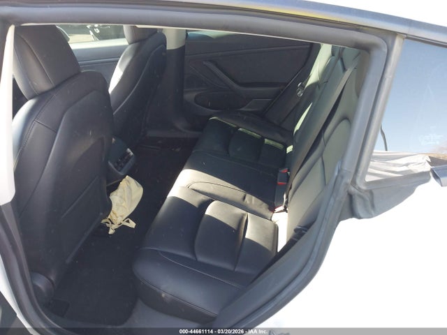 2021 Tesla Model 3 Standard Range Plus Rear-wheel Drive მანქანა იყიდება აუქციონზე, vin: 5YJ3E1EAXMF941372, აუქციონის ნომერი: 44661114