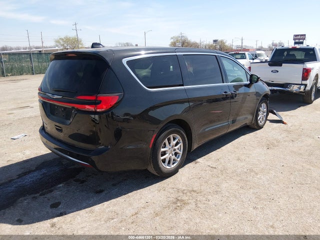 2024 CHRYSLER PACIFICA 2C4RC1BG4RR139730 Photo 3