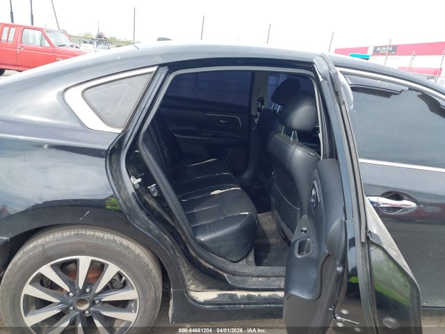 2018 Nissan Altima 2.5 Sl მანქანა იყიდება აუქციონზე, vin: 1N4AL3AP4JC135271, აუქციონის ნომერი: 44661204