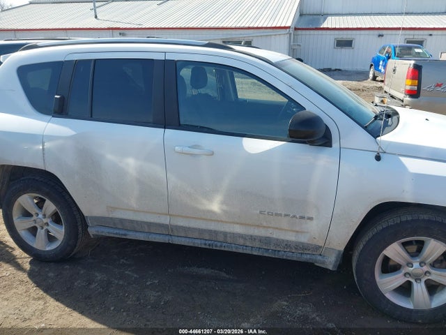 44661207 :رقم المزاد ، 1C4NJDBB0ED621487 vin ، 2014 Jeep Compass Sport مزاد بيع