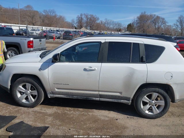 44661207 :رقم المزاد ، 1C4NJDBB0ED621487 vin ، 2014 Jeep Compass Sport مزاد بيع