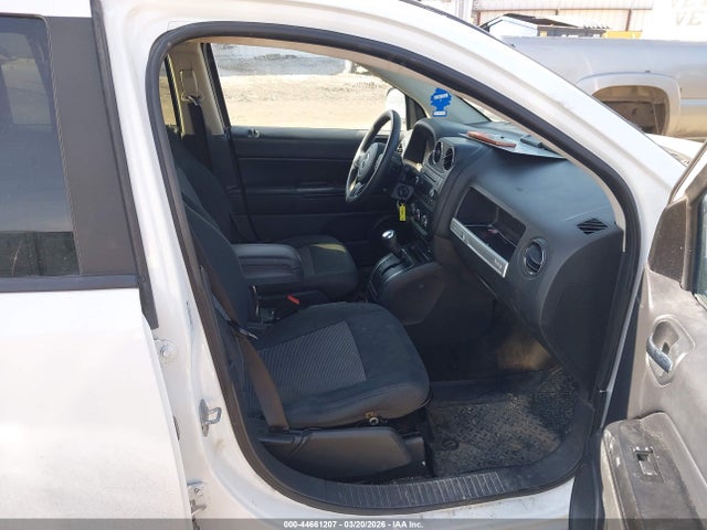 44661207 :رقم المزاد ، 1C4NJDBB0ED621487 vin ، 2014 Jeep Compass Sport مزاد بيع