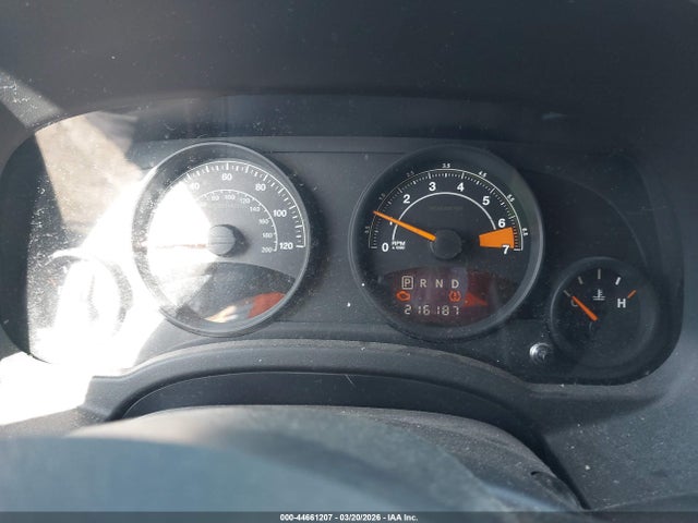 44661207 :رقم المزاد ، 1C4NJDBB0ED621487 vin ، 2014 Jeep Compass Sport مزاد بيع
