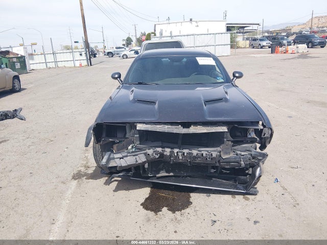 2015 Dodge Challenger Sxt მანქანა იყიდება აუქციონზე, vin: 2C3CDZAG5FH733526, აუქციონის ნომერი: 44661232