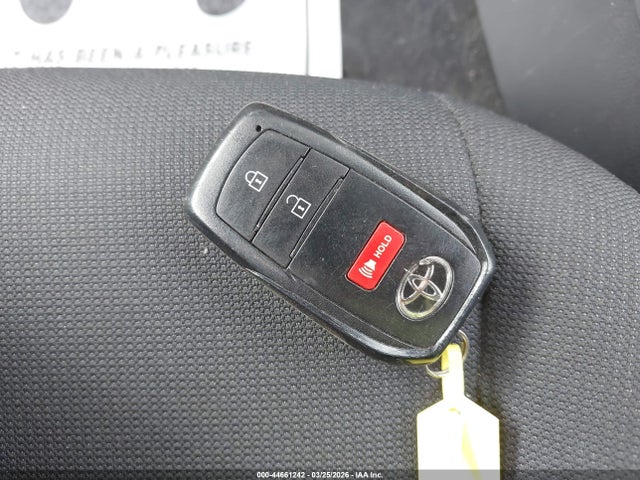 Продажа на аукционе авто 2022 Toyota Corolla Cross Le, vin: 7MUCAAAG7NV034524, номер лота: 44661242
