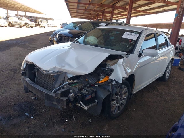 2011 CHRYSLER 200 1C3BC4FB7BN618782 Photo 1