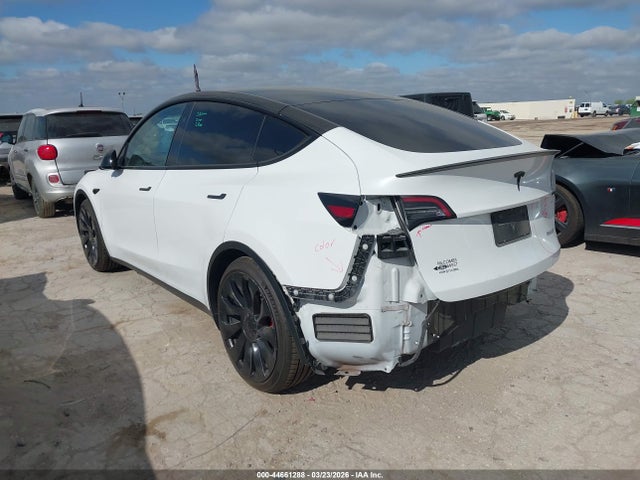 44661288 :رقم المزاد ، 7SAYGDEFXPF800354 vin ، 2023 Tesla Model Y Performance Dual Motor All-wheel Drive مزاد بيع