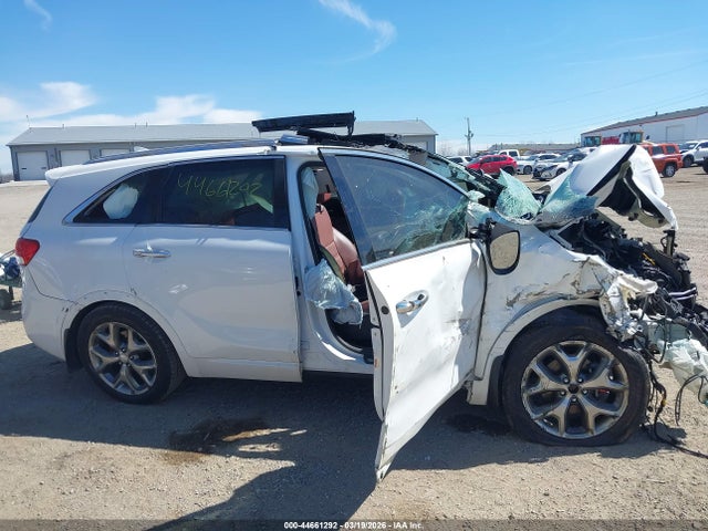 44661292 :رقم المزاد ، 5XYPKDA5XHG232024 vin ، 2017 Kia Sorento 3.3l Sx مزاد بيع