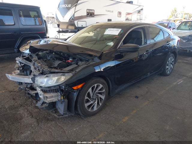 Honda CIVIC EX 2017 2HGFC2F73HH576031 Image 2