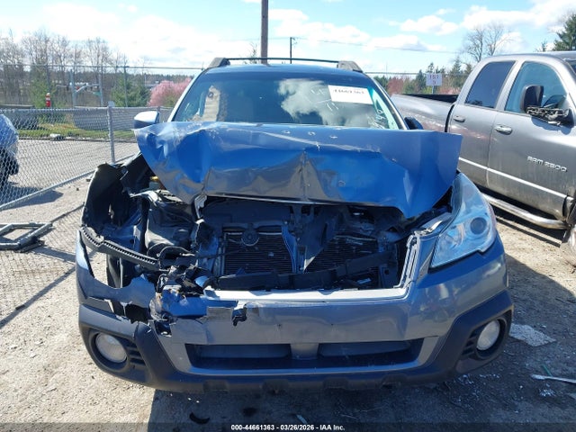 4S4BRBDC8E3298149 Subaru Outback 2.5i Premium