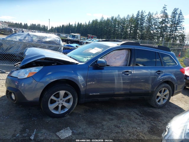 4S4BRBDC8E3298149 Subaru Outback 2.5i Premium