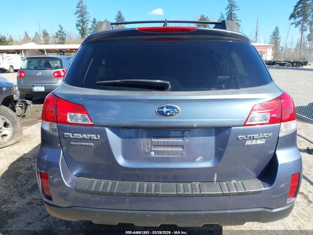 4S4BRBDC8E3298149 Subaru Outback 2.5i Premium
