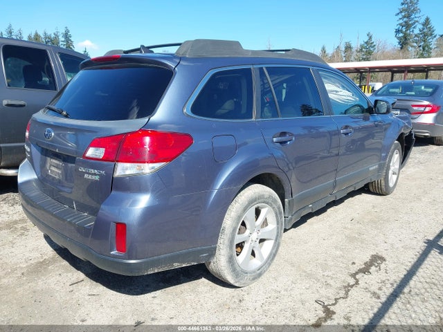 4S4BRBDC8E3298149 Subaru Outback 2.5i Premium