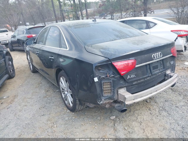 2011 AUDI A8 WAUAVAFD0BN000752 Photo 2