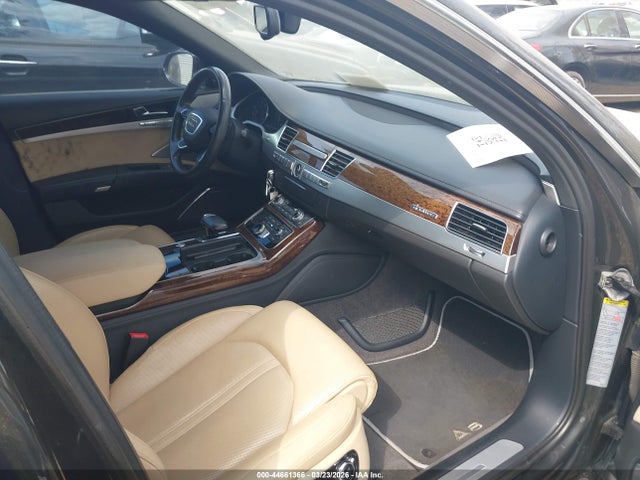 2011 AUDI A8 WAUAVAFD0BN000752 Photo 4