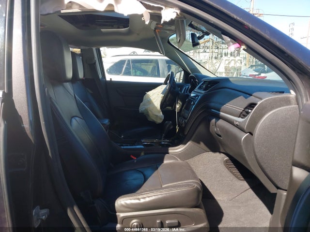 1GNKVHKD1GJ273758 Chevrolet Traverse 2lt
