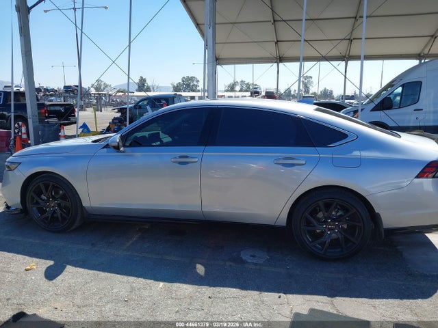 1HGCY2F89SA058900 Honda Accord Hybrid Touring
