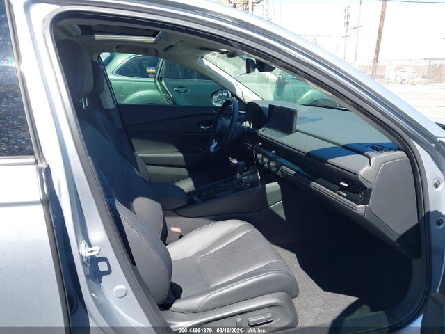 1HGCY2F89SA058900 Honda Accord Hybrid Touring