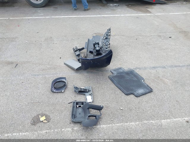 44661387 :رقم المزاد ، 19UUA66284A027863 vin ، 2004 Acura Tl مزاد بيع
