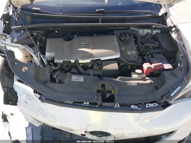 JTDKARFU7J3054495 Toyota Prius Four