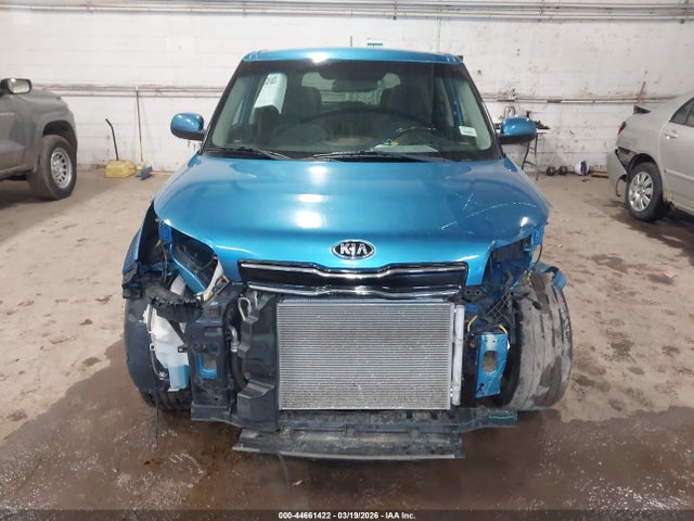 Продаж на аукціоні авто 2018 Kia Soul +, vin: KNDJP3A56J7585462, номер лоту: 44661422