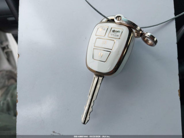 44661444 :رقم المزاد ، 4T1BF1FK4EU414643 vin ، 2014 Toyota Camry Se مزاد بيع