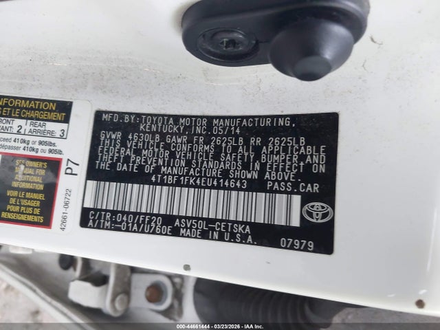 44661444 :رقم المزاد ، 4T1BF1FK4EU414643 vin ، 2014 Toyota Camry Se مزاد بيع