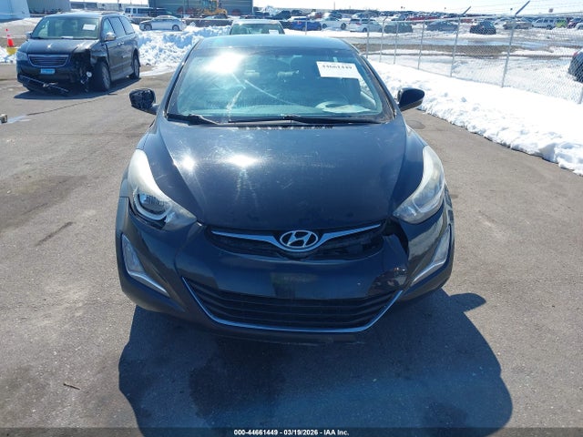 5NPDH4AE5FH573290 Hyundai ELANTRA SE