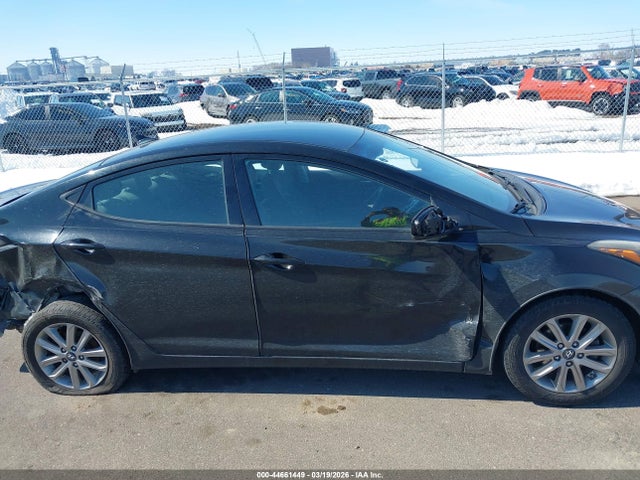 5NPDH4AE5FH573290 Hyundai ELANTRA SE