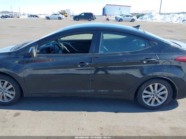 5NPDH4AE5FH573290 Hyundai ELANTRA SE