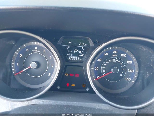 5NPDH4AE5FH573290 Hyundai ELANTRA SE
