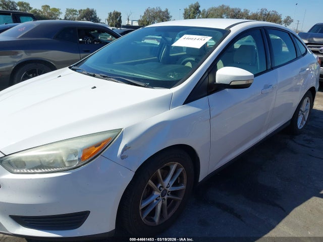 Ford FOCUS SE 2015 1FADP3F20FL259401 Image 6