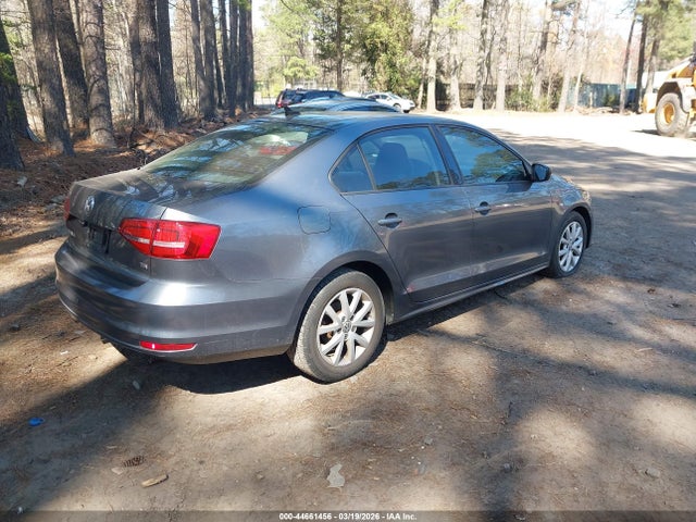 44661456 :رقم المزاد ، 3VWD17AJ5FM230814 vin ، 2015 Volkswagen Jetta 1.8t Se مزاد بيع