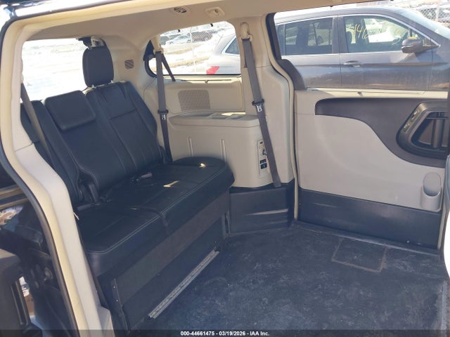 Продаж на аукціоні авто 2015 Chrysler Town & Country Touring-l, vin: 2C4RC1CG8FR521608, номер лоту: 44661475
