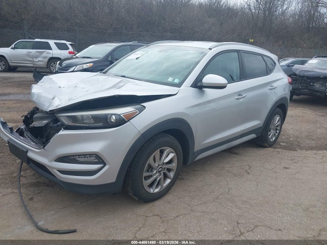 KM8J3CA40JU726204 Hyundai TUCSON SEL