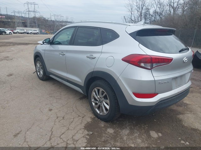 KM8J3CA40JU726204 Hyundai TUCSON SEL