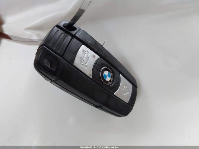 Продажа на аукционе авто 2006 Bmw 325xi, vin: WBAVD13596KV14544, номер лота: 44661514
