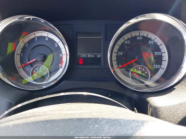 2011 Dodge Grand Caravan Crew მანქანა იყიდება აუქციონზე, vin: 2D4RN5DG8BR711812, აუქციონის ნომერი: 44661535