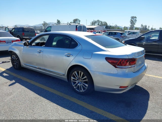 2015 Lexus Ls 460 L მანქანა იყიდება აუქციონზე, vin: JTHGL5EF7F5055832, აუქციონის ნომერი: 44661544