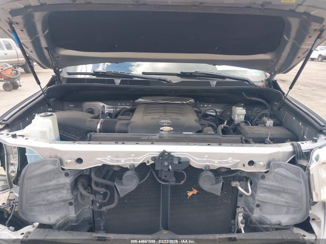 5TFAY5F13GX541121 Toyota Tundra Platinum 5.7l V8