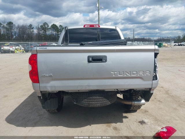 5TFAY5F13GX541121 Toyota Tundra Platinum 5.7l V8