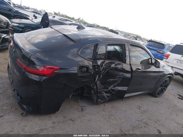 44661580 :رقم المزاد ، 5UX43DT02P9R76748 vin ، 2023 Bmw X4 M40i مزاد بيع