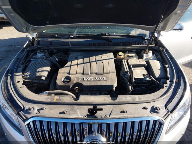 44661582 :رقم المزاد ، 1G4GB5G36FF313528 vin ، 2015 Buick Lacrosse Leather مزاد بيع